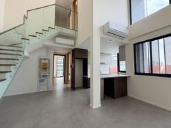 The Shorefront (D17), Apartment #558119151